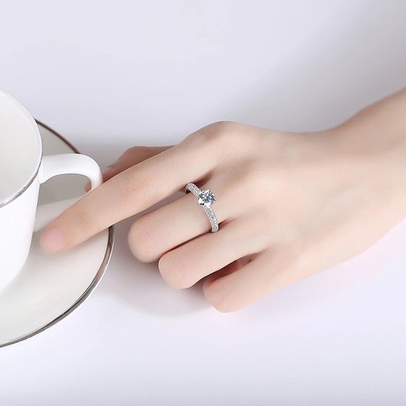 Certified 1ct. t.w. Brilliant Cut Diamond Ring - Picture 7 of 17